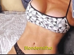 Blondemilfxo