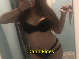 Danni_Rides