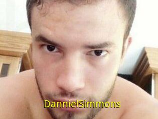 Danniel_Simmons