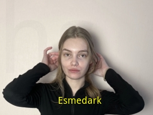 Esmedark