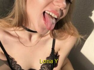 Lona_Y