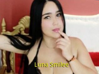 Luna_Smilee