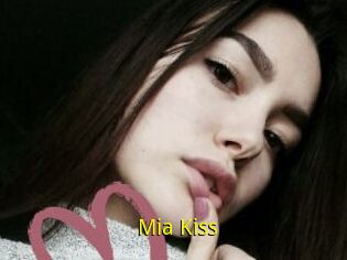 Mia_Kiss_