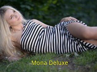 Mona_Deluxe_