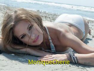 MoniqueCherie