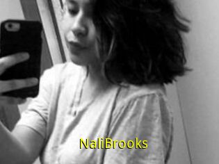 Nali_Brooks