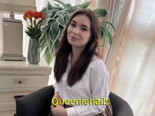 Queeniehails