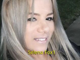 Selena_Fox1