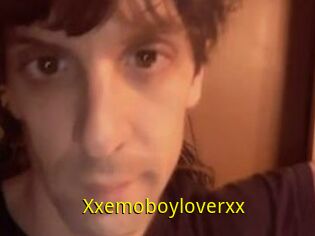 Xxemoboyloverxx